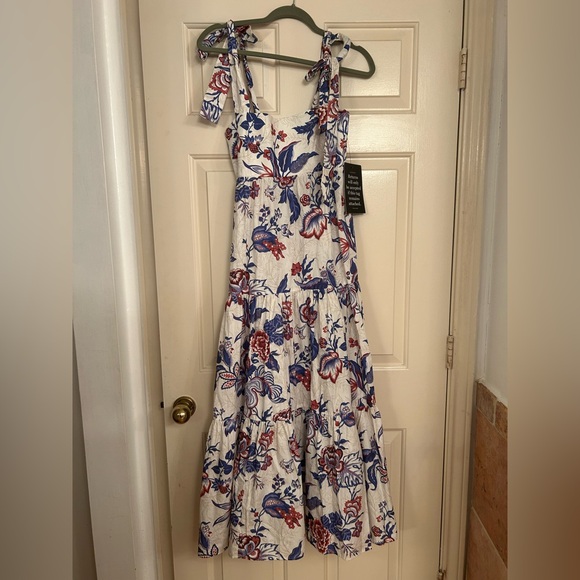 NWT Tuckernuck Cream Heirloom Floral Cameron Dress Medium - Picture 3 of 8